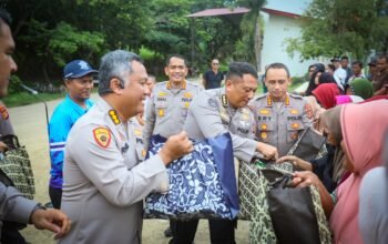 28 Tahun Pengabdian, Alumni Akpol 1996 di Polda Aceh Gelar Doa Bersama dan Tasyakuran, Ziarah serta Bakti Sosial