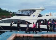 Ketua Umum Bhayangkari Ny. Julie Sigit Prabowo Kunjungi Raja Ampat dan Gelar Bansos bagi Warga Masyarakat