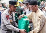 Rayakan HUT TNI ke-80, TNI-Polri Wujudkan Sinergitas Lewat Bakti Sosial
